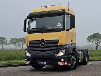 Тягач MERCEDES-BENZ Actros 1843