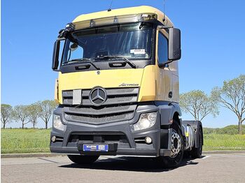 Тягач MERCEDES-BENZ Actros 1843