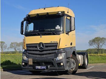 Тягач MERCEDES-BENZ Actros 1843