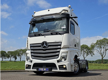 Тягач MERCEDES-BENZ Actros 1845