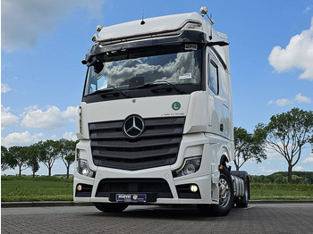Тягач MERCEDES-BENZ Actros 1845
