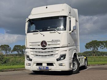 Тягач MERCEDES-BENZ Actros 1851