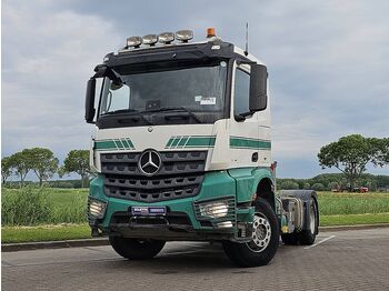 Тягач MERCEDES-BENZ Actros 1945