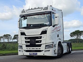 Тягач SCANIA R 450