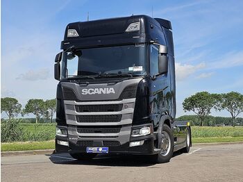 Тягач SCANIA R 450