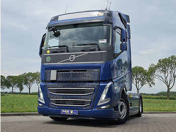 Тягач VOLVO FH 500