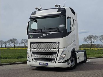 Тягач VOLVO FH 500