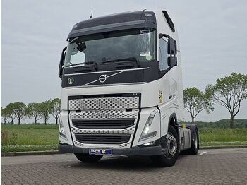 Тягач VOLVO FH 500