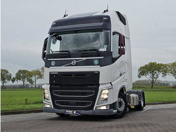 Тягач VOLVO FH 500