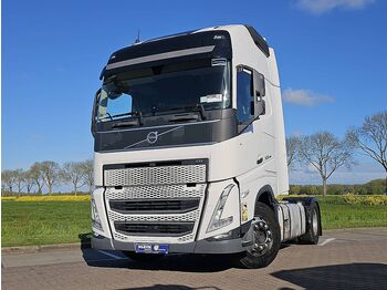 Тягач VOLVO FH 500