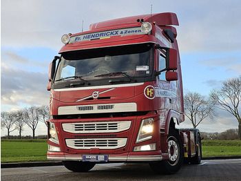 Тягач VOLVO FM11