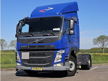 Тягач VOLVO FM 330