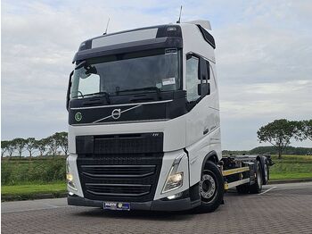 Грузовик-контейнеровоз/ Сменный кузов VOLVO FH 500