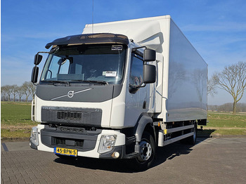 Грузовик с закрытым кузовом VOLVO FL 220