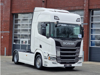 Тягач SCANIA R 460