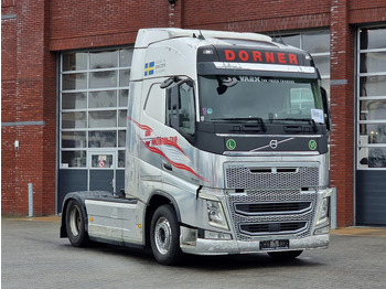 Тягач VOLVO FH13 500