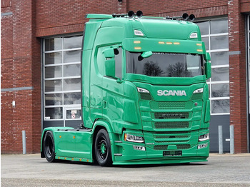 Scania S460 Highline 4x2 - NEW - Full spec - Custom exterior - Full air - Retarder - Show truck лизинг Scania S460 Highline 4x2 - NEW - Full spec - Custom exterior - Full air - Retarder - Show truck: фото 1 Scania S460 Highline 4x2 - NEW - Full spec - Custom exterior - Full air - Retarder - Show truck лизинг Scania S460 Highline 4x2 - NEW - Full spec - Custom exterior - Full air - Retarder - Show truck: фото 1