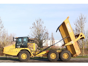 Сочленённый самосвал CATERPILLAR 730