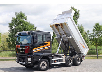 Самосвал MAN TGX 26.580