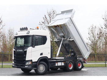 Самосвал SCANIA R 580