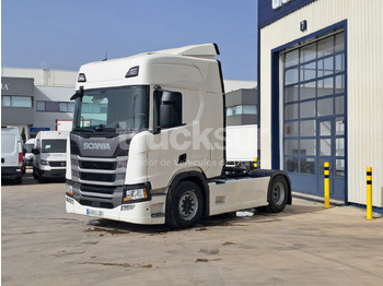 Тягач SCANIA R 450