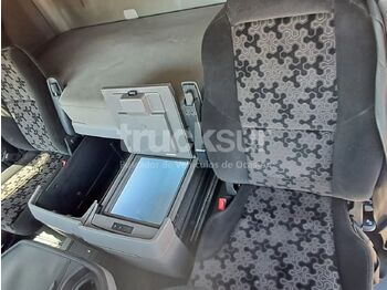 Тягач SCANIA R450: фото 5 Тягач SCANIA R450: фото 5