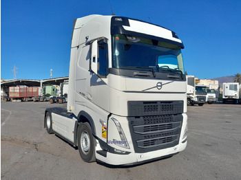 Тягач VOLVO FH