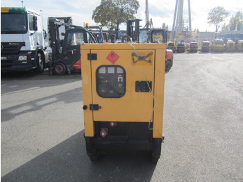 Электрогенератор Doosan G20: фото 4 Электрогенератор Doosan G20: фото 4