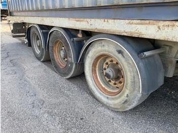 Полуприцеп бортовой/ Платформа Fruehauf: фото 3 Полуприцеп бортовой/ Платформа Fruehauf: фото 3