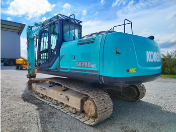 Гусеничный экскаватор KOBELCO