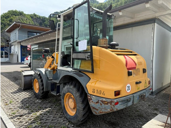 Колёсный погрузчик LIEBHERR L 506