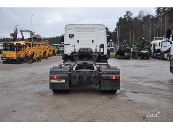 Тягач Mercedes-Benz Actros: фото 5 Тягач Mercedes-Benz Actros: фото 5