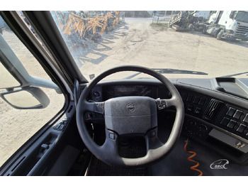 Самосвал Volvo FM12: фото 3