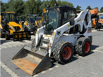 Мини-погрузчик с бортовым поворотом BOBCAT S300