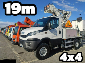 Грузовик с подъемником IVECO Daily