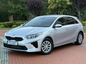 Хэтчбек Kia Cee'd: фото 4 Хэтчбек Kia Cee'd: фото 4