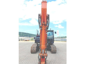 Гусеничный экскаватор Hitachi ZX 210 LC-7: фото 2