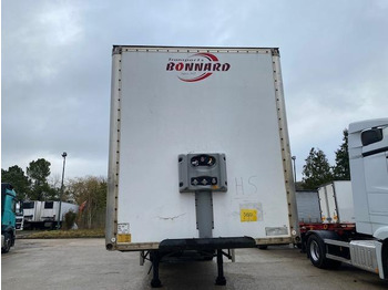 Полуприцеп-фургон Fruehauf: фото 2 Полуприцеп-фургон Fruehauf: фото 2