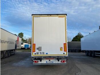 Тентованный полуприцеп Fruehauf: фото 2 Тентованный полуприцеп Fruehauf: фото 2