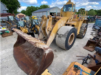 Колёсный погрузчик CATERPILLAR 992