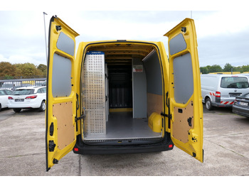 Цельнометаллический фургон RENAULT Master