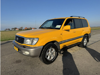 Легковой автомобиль TOYOTA Land Cruiser