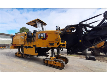 Дорожная фреза CATERPILLAR