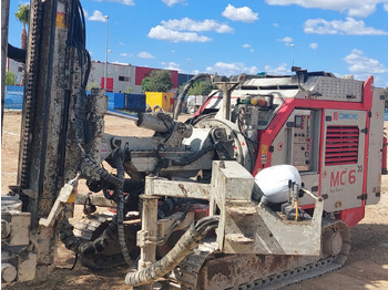 Сваебойная установка COMACCHIO