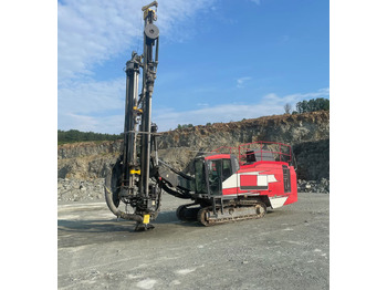 Буровая машина EPIROC