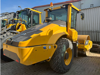 Компактор Volvo SD115B: фото 3 Компактор Volvo SD115B: фото 3