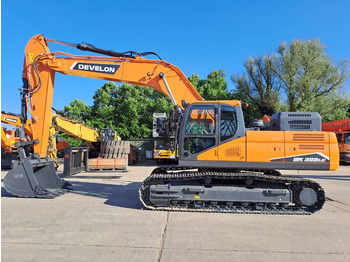 Гусеничный экскаватор DOOSAN DX300LC-7
