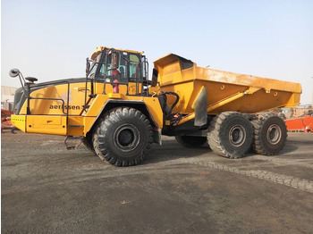 Сочленённый самосвал Komatsu HM400-3R (4pcs available in Abu Dhabi): фото 2 Сочленённый самосвал Komatsu HM400-3R (4pcs available in Abu Dhabi): фото 2