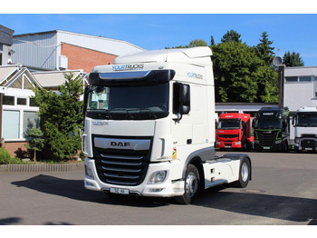 Тягач DAF XF 530
