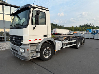 Грузовик-шасси MERCEDES-BENZ Actros 2532